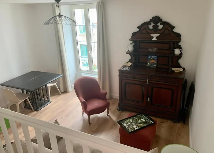 Le Petit Clos * באיו