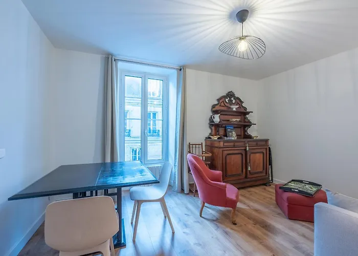 Le Petit Clos * באיו